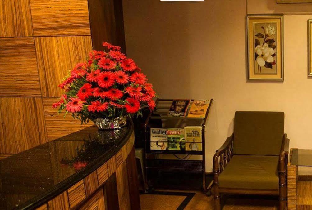Taz Kamar Family Hotel Chennai Zewnętrze zdjęcie