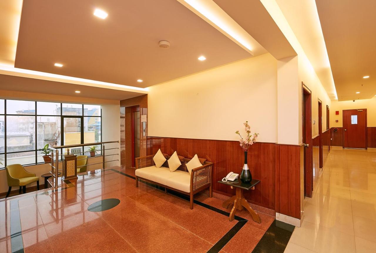 Taz Kamar Family Hotel Chennai Zewnętrze zdjęcie