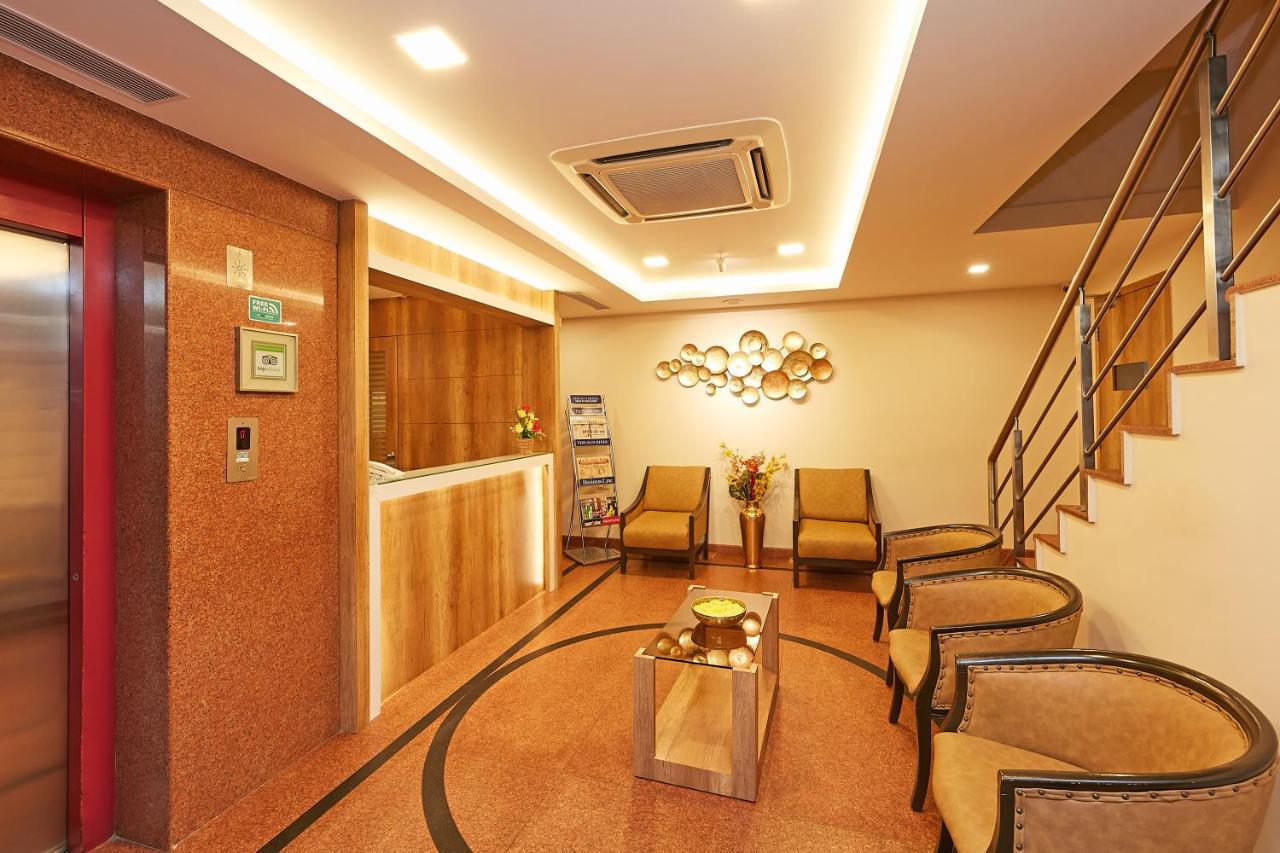 Taz Kamar Family Hotel Chennai Zewnętrze zdjęcie